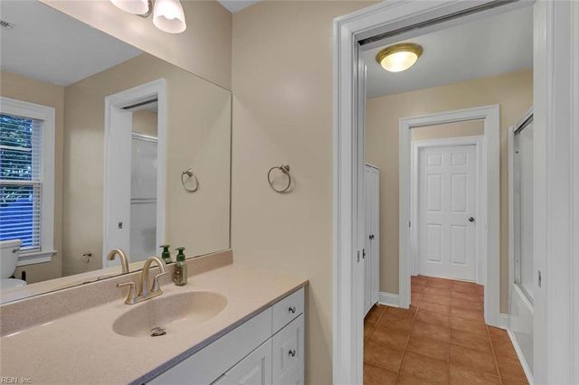 229 Skipjack LN, Cobbs Creek, VA 23035