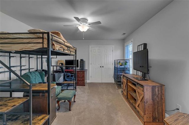 229 Skipjack LN, Cobbs Creek, VA 23035