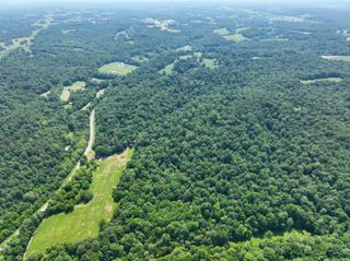 3830 Vernon Creek, Cunningham, TN 37052