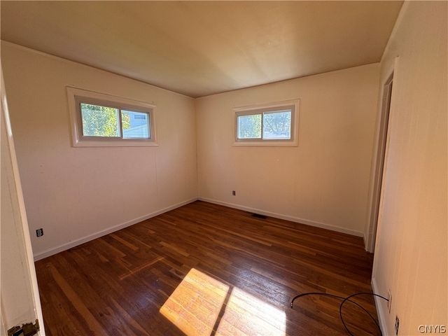 17 Gooseberry Lane, Clay, NY 13090