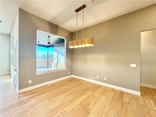 831 Greenhorn Street, Bentonville, AR 72712