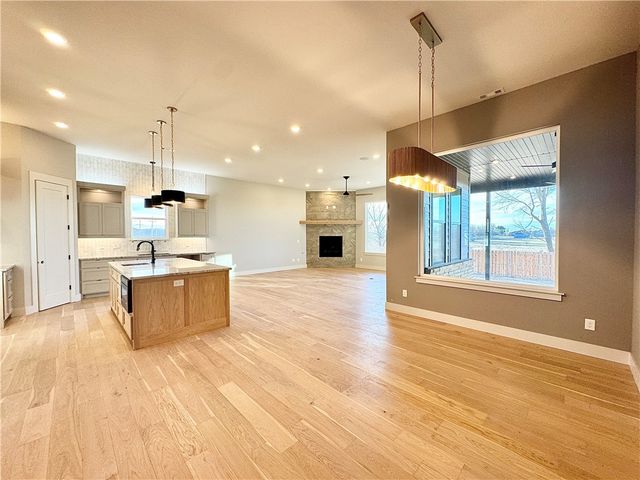 831 Greenhorn Street, Bentonville, AR 72712