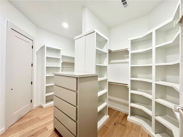 831 Greenhorn Street, Bentonville, AR 72712