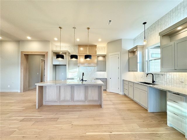 831 Greenhorn Street, Bentonville, AR 72712