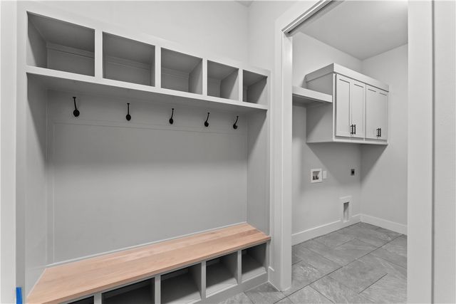 831 Greenhorn Street, Bentonville, AR 72712