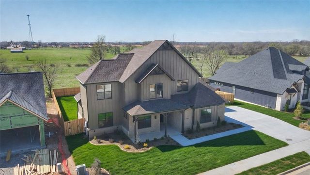 831 Greenhorn Street, Bentonville, AR 72712