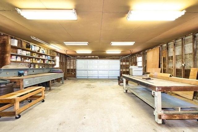 222 Blossom Road, Westport, MA 02790
