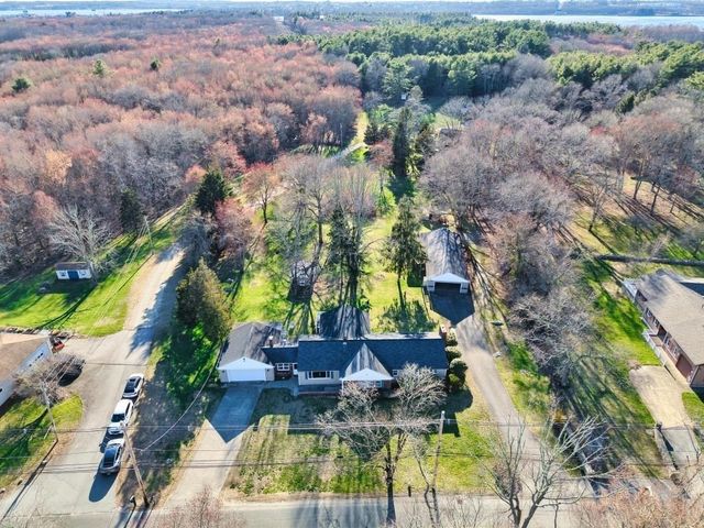 222 Blossom Road, Westport, MA 02790