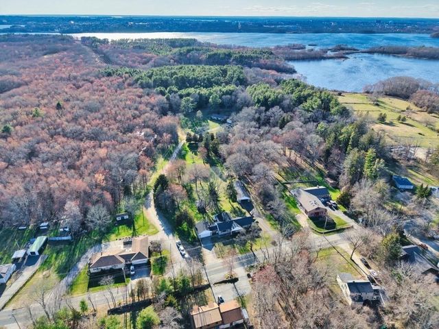 222 Blossom Road, Westport, MA 02790