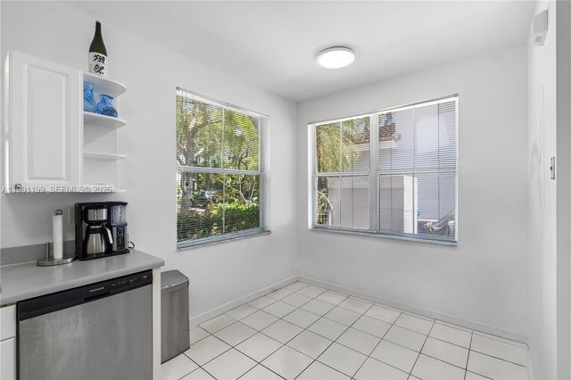 1120 Canella Lane 1120, Hollywood, FL 33019