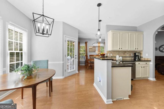 1020 Walnut Creek Drive, Woodstock, GA 30188