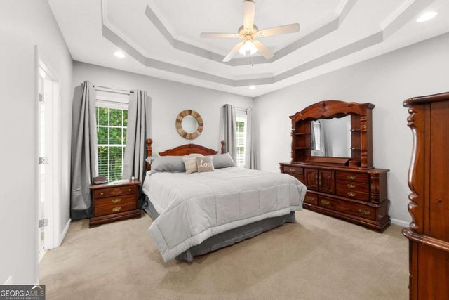 1020 Walnut Creek Drive, Woodstock, GA 30188
