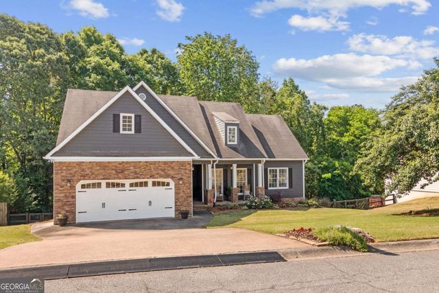 1020 Walnut Creek Drive, Woodstock, GA 30188