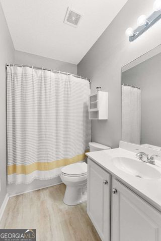 1020 Walnut Creek Drive, Woodstock, GA 30188