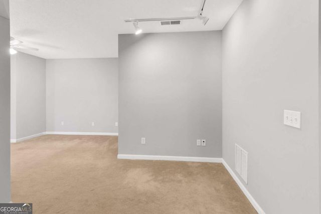 1020 Walnut Creek Drive, Woodstock, GA 30188