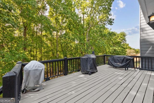 1020 Walnut Creek Drive, Woodstock, GA 30188