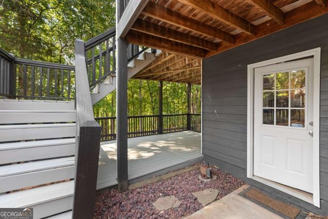 1020 Walnut Creek Drive, Woodstock, GA 30188