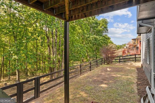 1020 Walnut Creek Drive, Woodstock, GA 30188