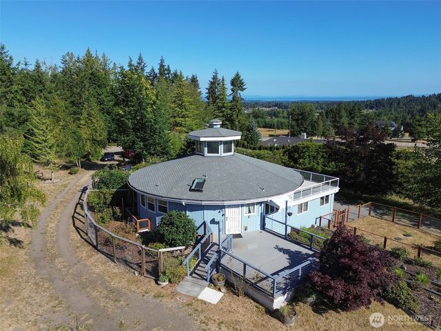 63 Hummingbird Lane, Sequim, WA 98382