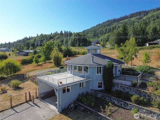 63 Hummingbird Lane, Sequim, WA 98382