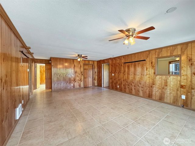 63 Hummingbird Lane, Sequim, WA 98382