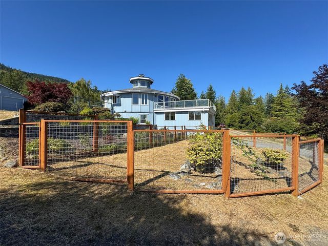 63 Hummingbird Lane, Sequim, WA 98382