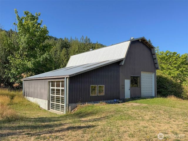 63 Hummingbird Lane, Sequim, WA 98382