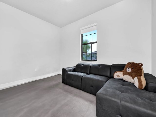 4814 Chantilly Road, Lake Worth, FL 33467