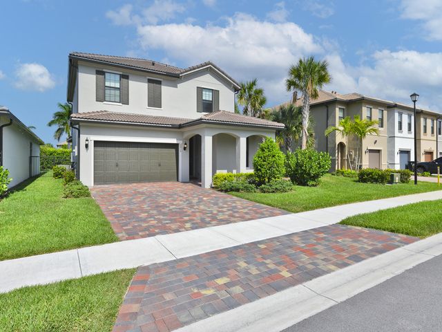 4814 Chantilly Road, Lake Worth, FL 33467