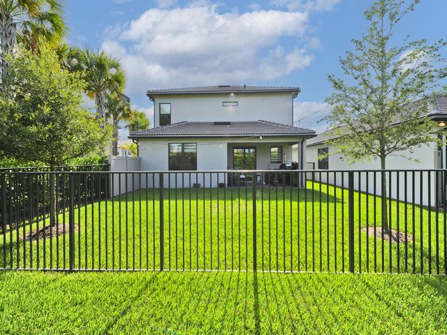4814 Chantilly Road, Lake Worth, FL 33467