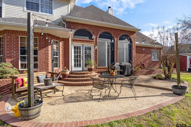 18344 Springmill Ct, Flint, TX 75762