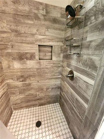 5564 Elderberry, Flowery Branch, GA 30542