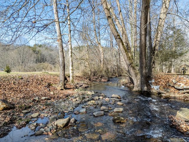 172 Eden Acres Drive, Andrews, NC 28901