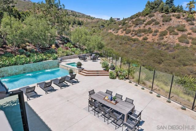 833 Orion Way, San Marcos, CA 92078