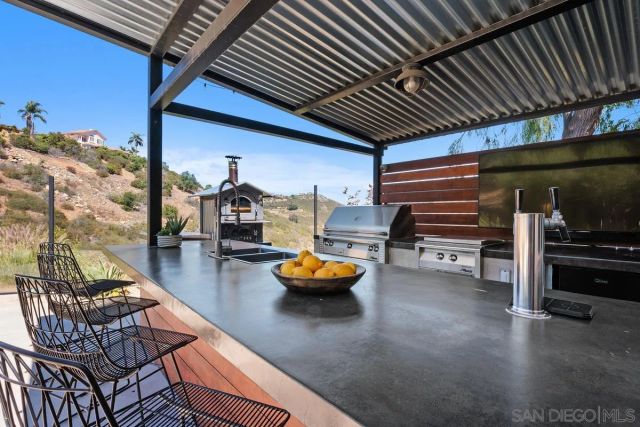 833 Orion Way, San Marcos, CA 92078