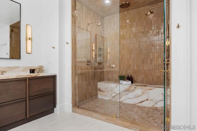 833 Orion Way, San Marcos, CA 92078