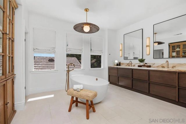 833 Orion Way, San Marcos, CA 92078