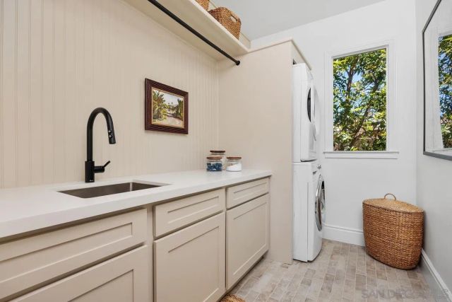 833 Orion Way, San Marcos, CA 92078