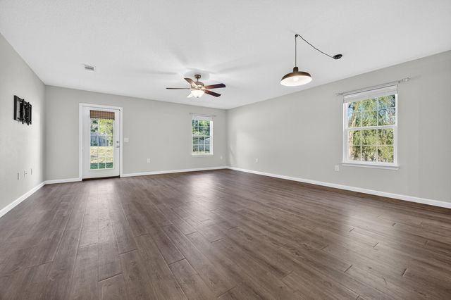 1833 Gainer Avenue, Baker, FL 32531