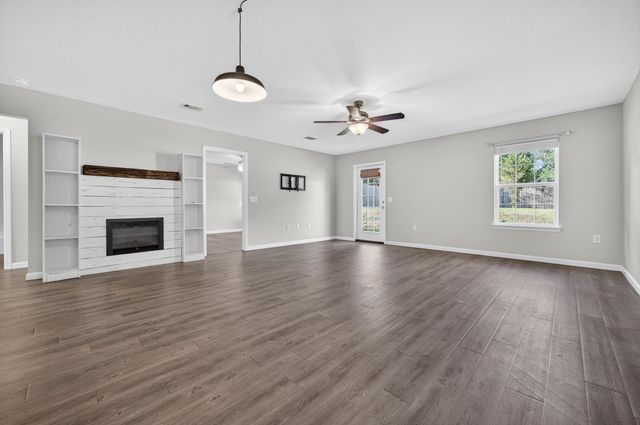 1833 Gainer Avenue, Baker, FL 32531