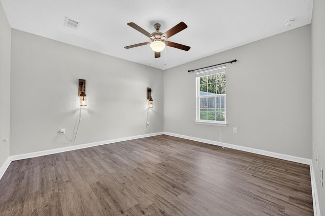 1833 Gainer Avenue, Baker, FL 32531