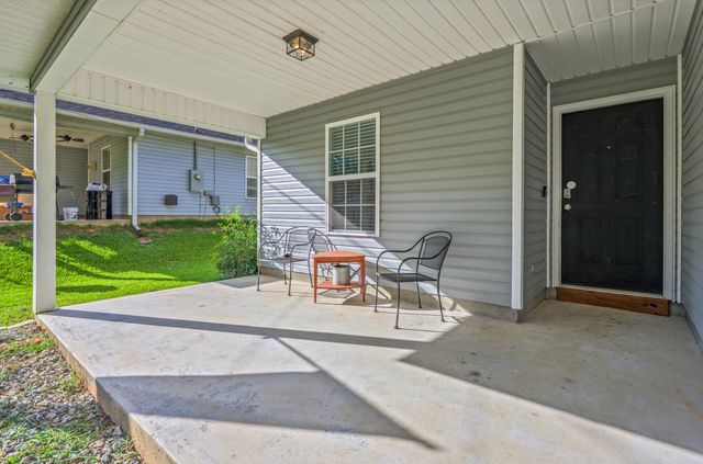 1833 Gainer Avenue, Baker, FL 32531