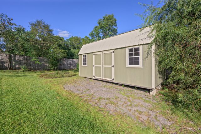 1833 Gainer Avenue, Baker, FL 32531