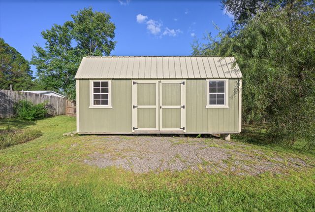1833 Gainer Avenue, Baker, FL 32531