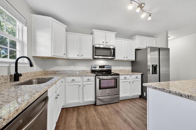 1833 Gainer Avenue, Baker, FL 32531