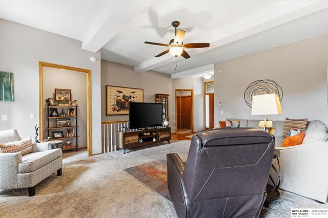 2117 Leigh Street, Papillion, NE 68133