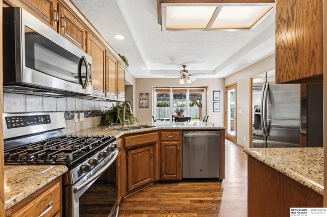 2117 Leigh Street, Papillion, NE 68133