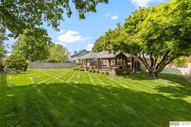 2117 Leigh Street, Papillion, NE 68133