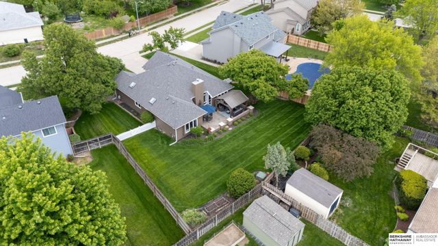 2117 Leigh Street, Papillion, NE 68133