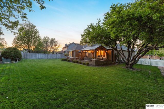 2117 Leigh Street, Papillion, NE 68133